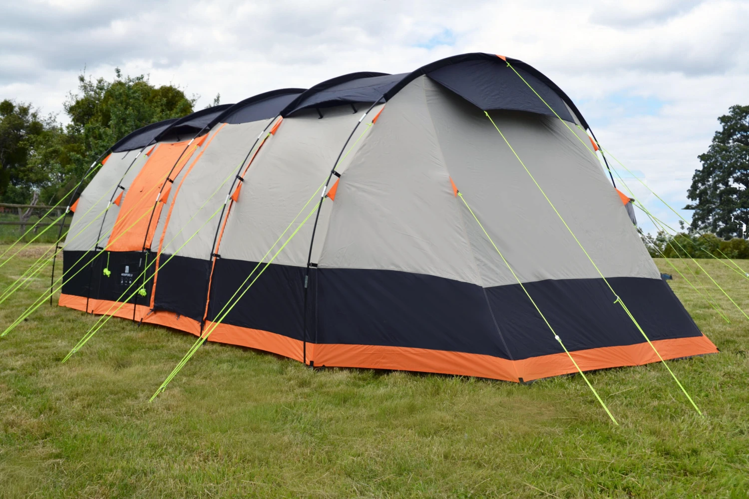OLPRO Wichenford 3.0 8 Berth Tent - Image 2