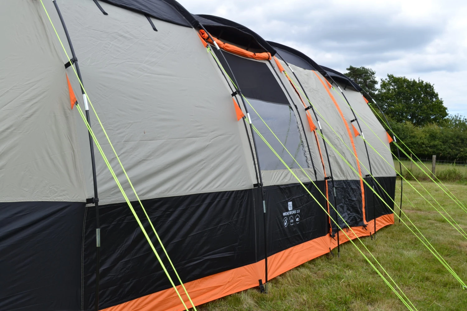 OLPRO Wichenford 3.0 8 Berth Tent - Image 7